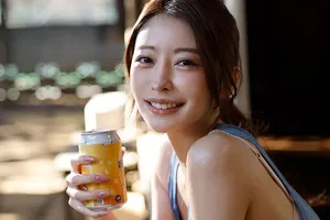 Phang chị nhà đối diện xinh đẹp khi về quê