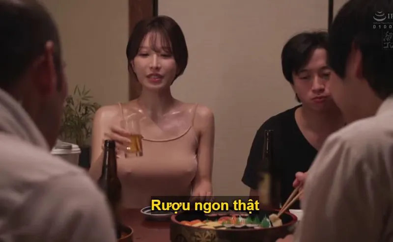 Vợ yêu gạ làm tình cả gia đình chồng yêu vì anh xã dẫn về quê rồi bỏ bê nứng lồn sml